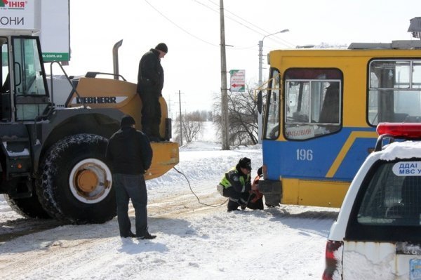 ДАІшники витягували з заметів фури. ФОТО